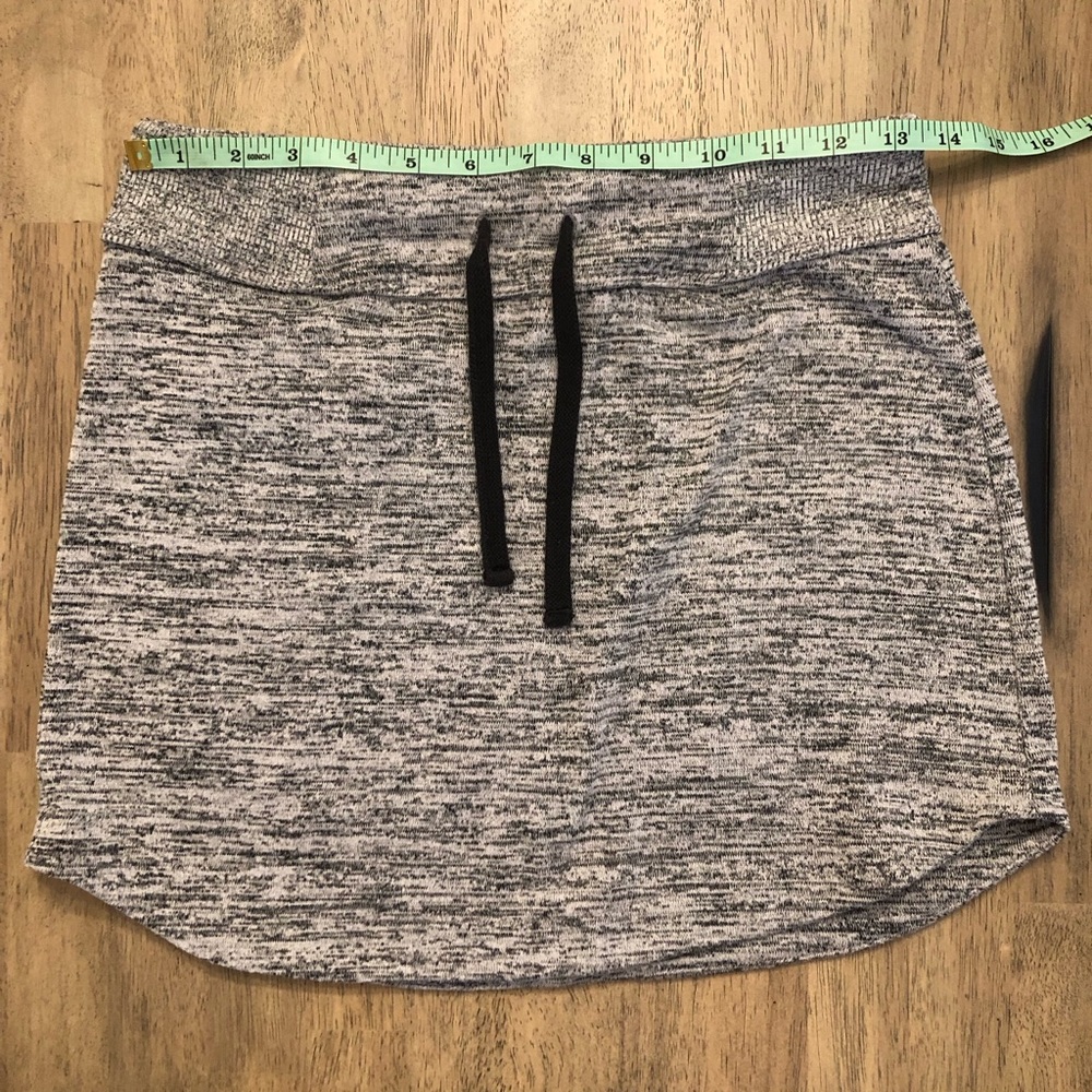 Athleta | Heather Gray Skirt